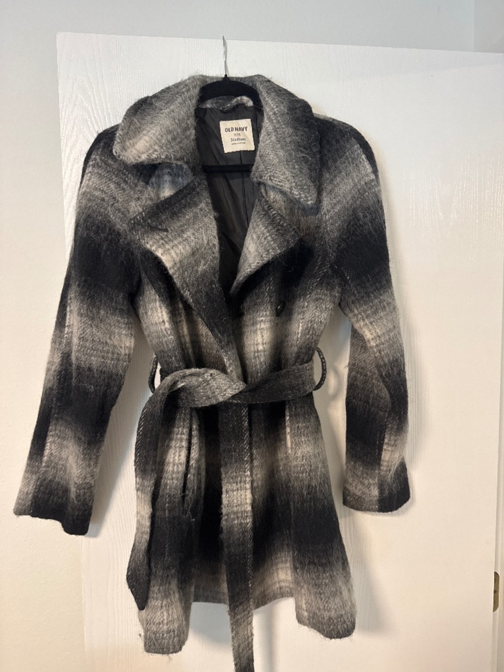 Belted Plaid Double-Breasted Long Coat - Old Navy Medium